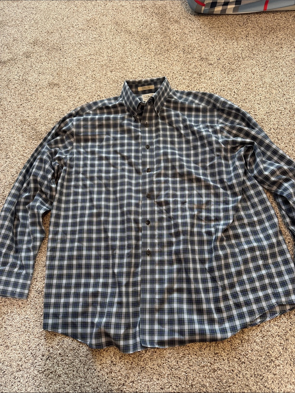 L.L. Bean Traditional Fit Men's Multicolors Plaid Button-Down Shirt size XL